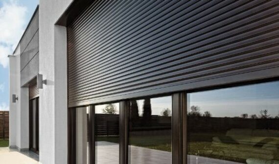 Insulating rolling shutter system SR 750